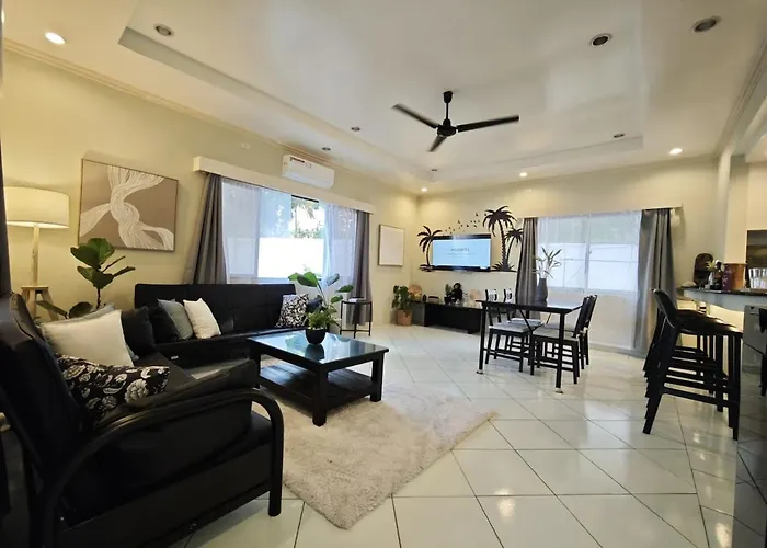 Tropical Oasis-Private Access Beachfront Kubo